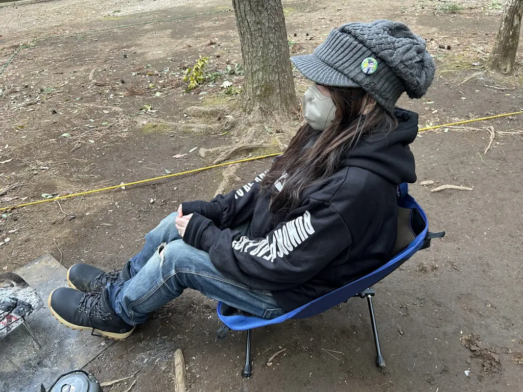 人気急上昇中！ナイスリーのインディゴブルーチェアをレビュー