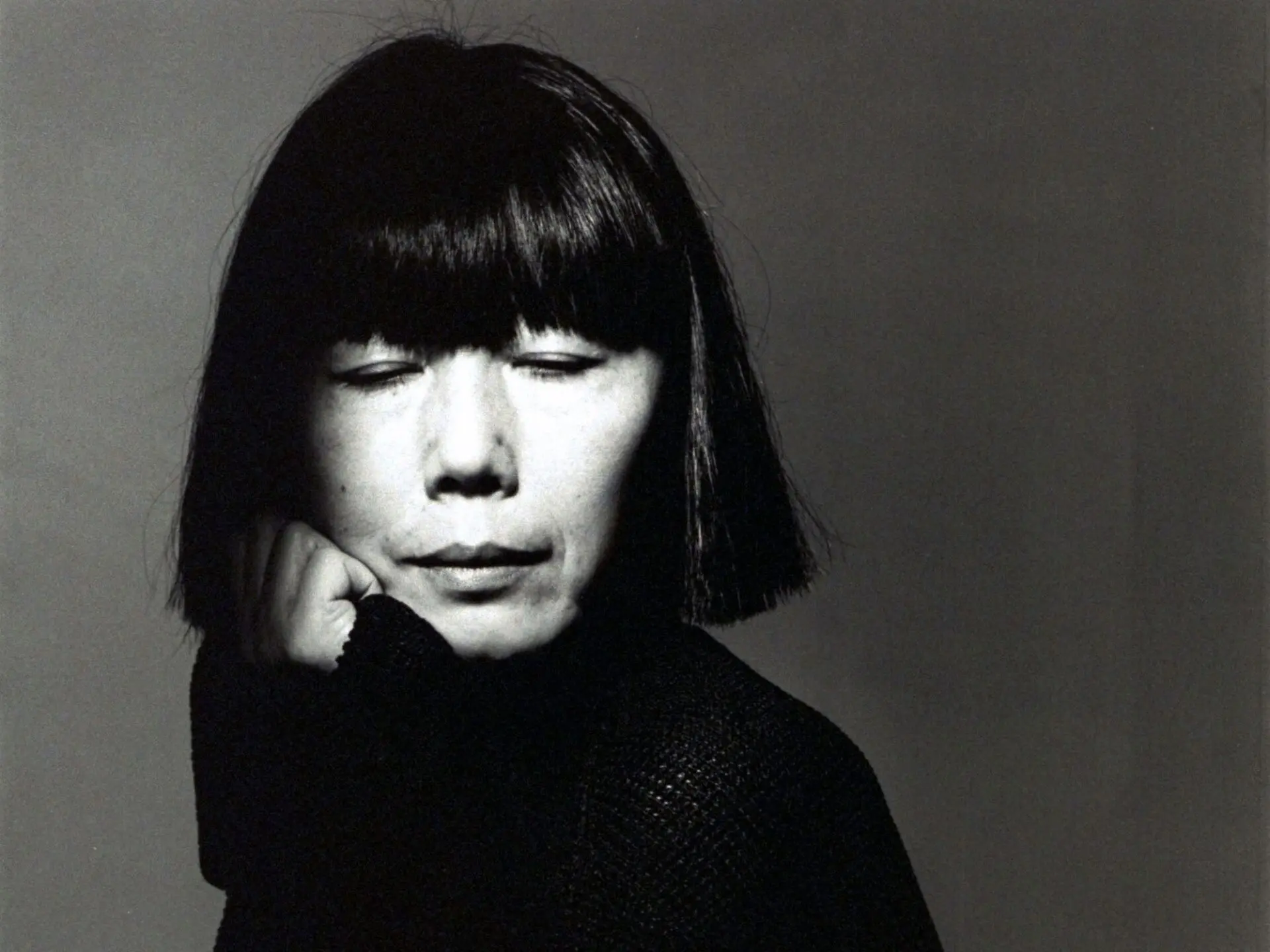 コム・デ・ギャルソンの哲学と川久保玲が問う自由 | 前衛的デザインの