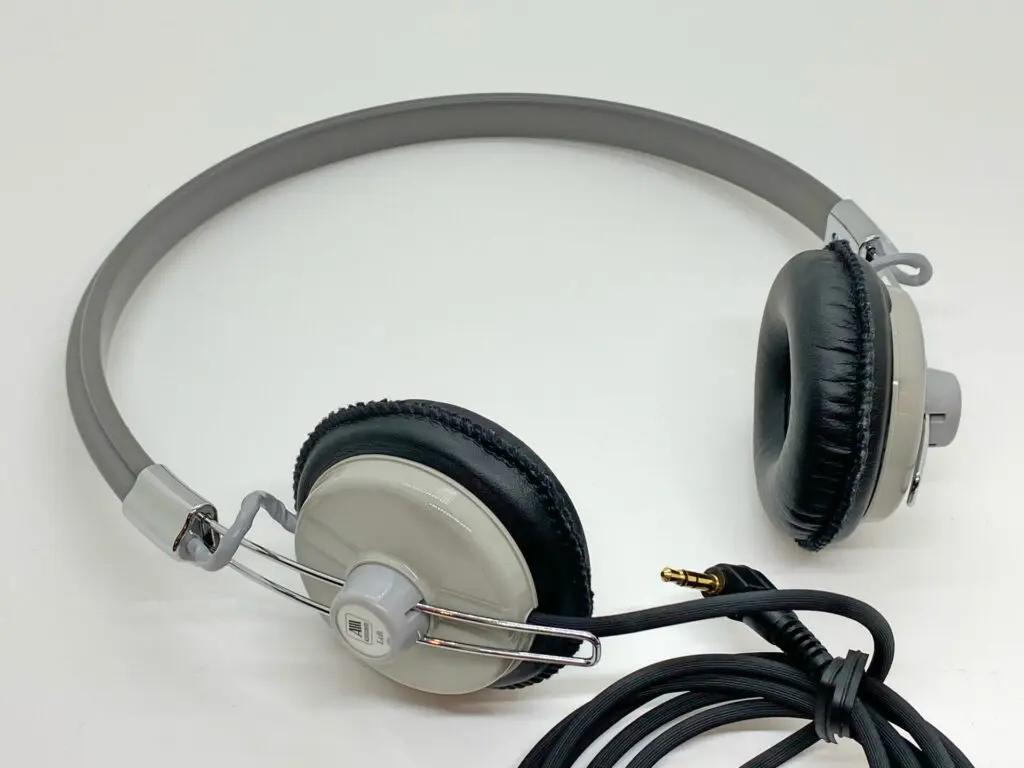 アシダ音響ヘッドホン　ST-90-05　グレー ST-90-05-H/K（灰色/黒色）音楽用ヘッドホン 日本製 | ASHIDAVOX